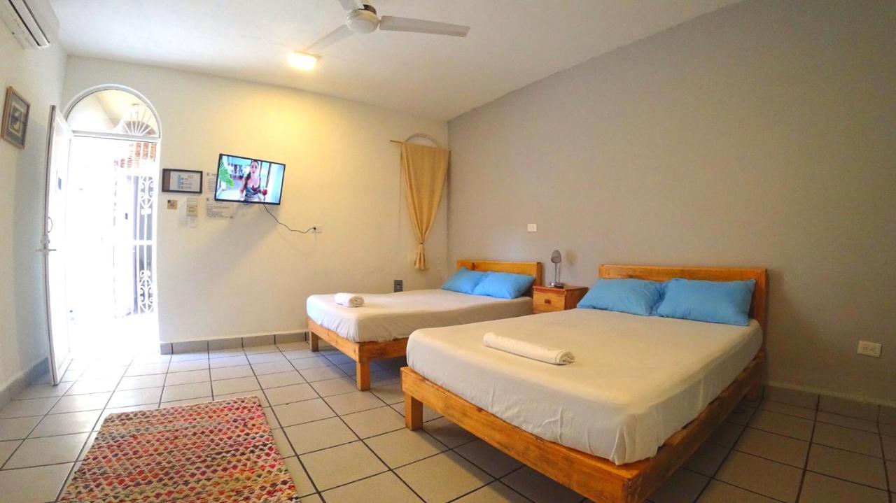 Izsla Suites Playa del Carmen Eksteriør billede